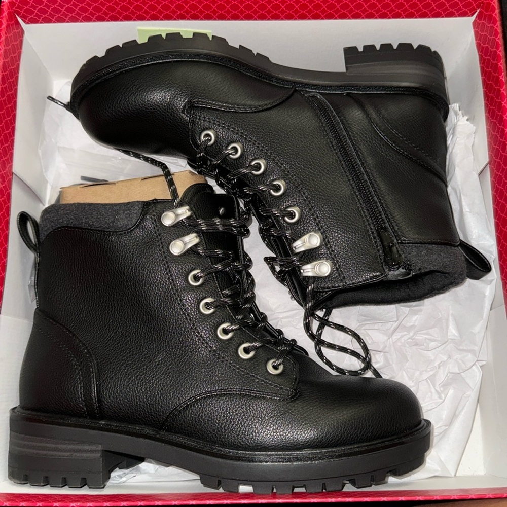 Kelly & Katie Tarwin Combat Boot